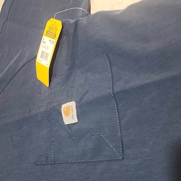 Carhartt Force v neck top NWT Large - Picture 4 of 6